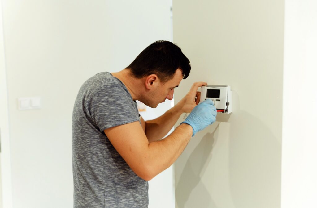Local Thermostat Repair by Our Skilled Technicians 4 thermostat repair